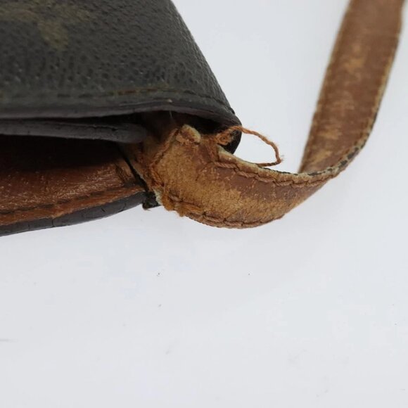 LOUIS VUITTON Monogram Bordeaux 24 Shoulder Bag - Picture 11 of 16